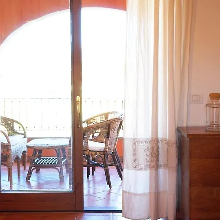 Mereu Διαμέρισμα *